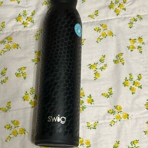 Swig Black Patterned Water Bottle